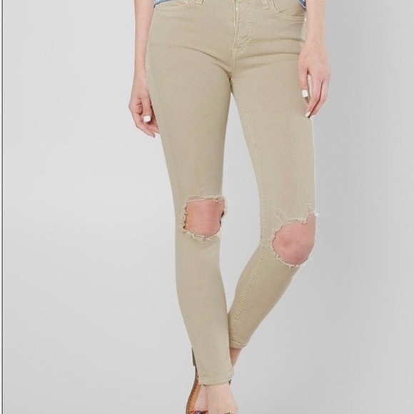 The Free People High Rise Busted Khaki Distressed Skinny Jeans-Size 31 -NWT - Picture 2 of 12